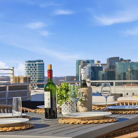 Rooftop Views For Days At Archer House! Nashville