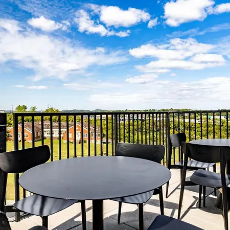 Lindsley By Avantstay Apartment *