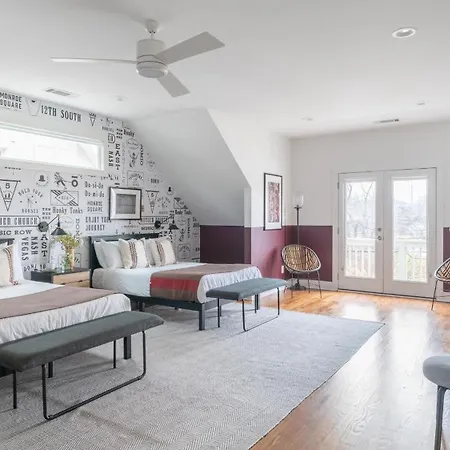 Holiday home Sleeps 24 2 Homes Minutes To Downtownbroadway Faith Barbara By Avantstay