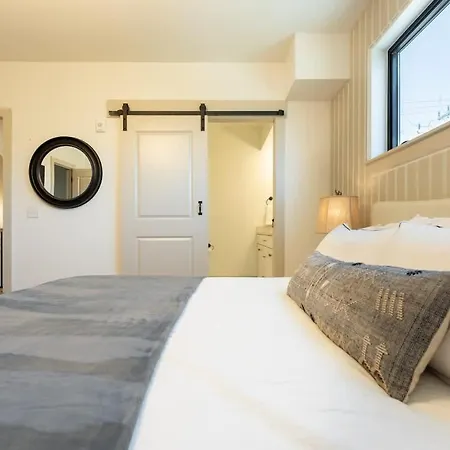 Holiday home Let The Good Times Roll By Local Nashville