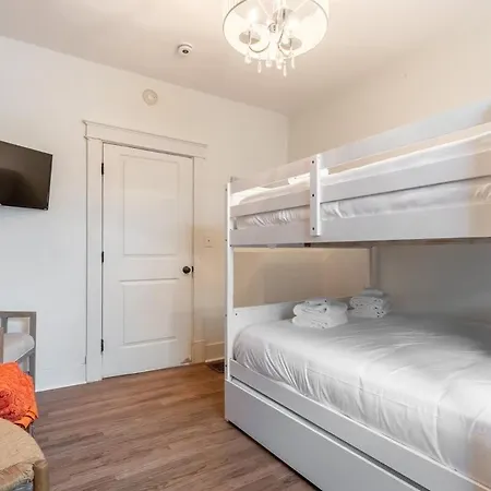 Holiday home Riverside *