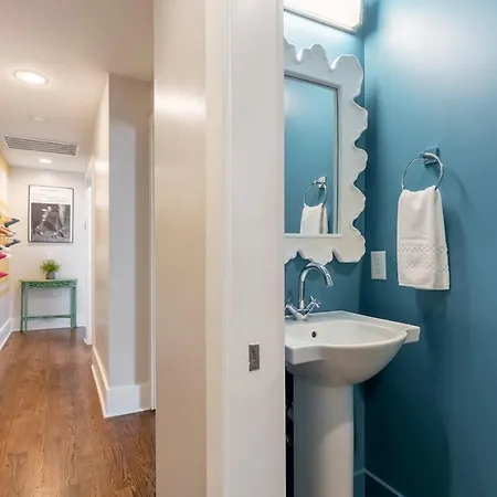 Holiday home Ladies Lounge By Local Nashville