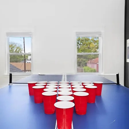 Lucky Starr Nashville