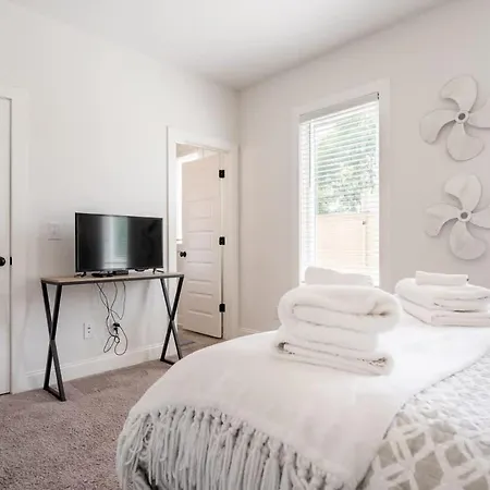 The Gibson By Local Holiday home Nashville