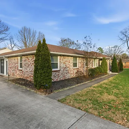 Spacious Modern Ranch 5 Miles To Downtown