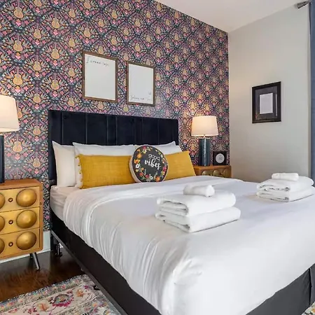 Holiday home Cashs Speakeasy By Local