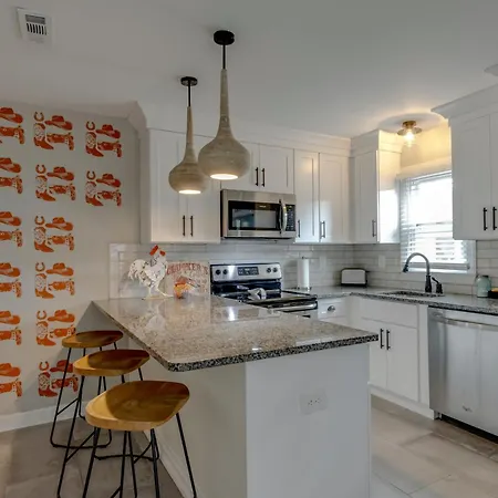Steps From Hillsboro Village, Downtown 9 Mins Away Nashville
