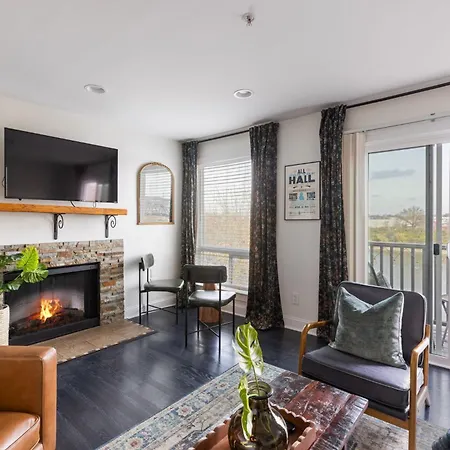 In The Heart Of - Unit794 Apartment Nashville