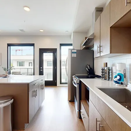 Apartment Illume 303 *