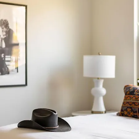 Apartment Hart 9 By Avantstay Gorgeous Town House W Modern Amenities In Nashville
