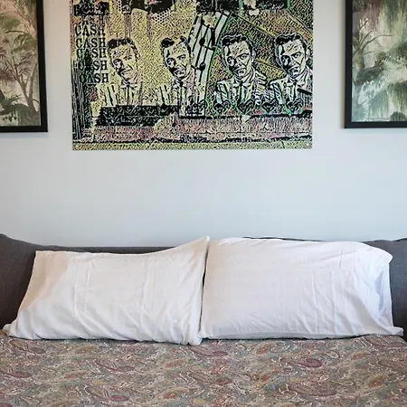 Downtown Riverfront Unit 780 Apartment