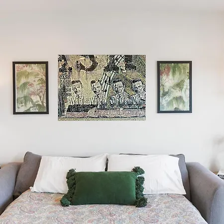 Downtown Riverfront Unit 780 Apartment *