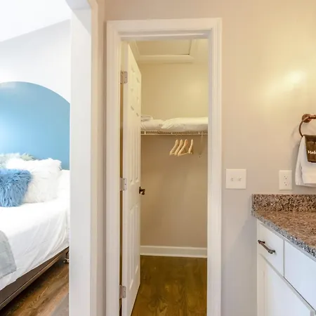 Walk About Hillsboro Village, 9 Mins To Downtown! * Nashville