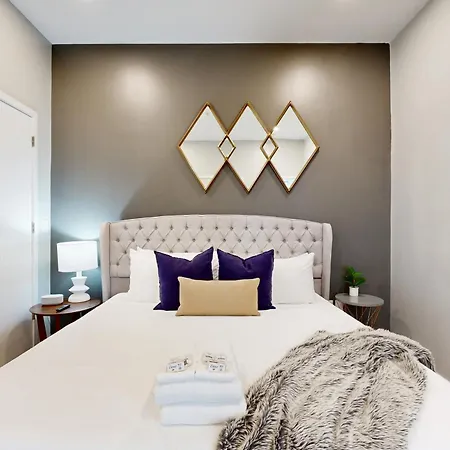 Illume 303 Apartment