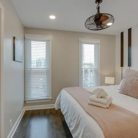 Apartment Walk About Hillsboro Village, 9 Mins To Downtown!