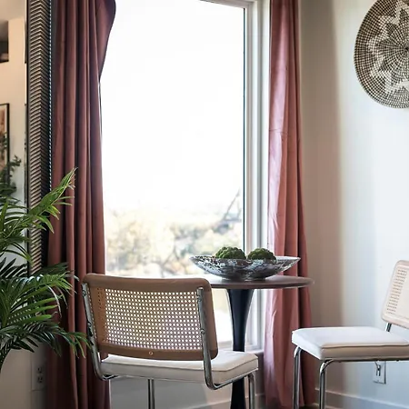 Downtown Riverfront Unit 780 Apartment