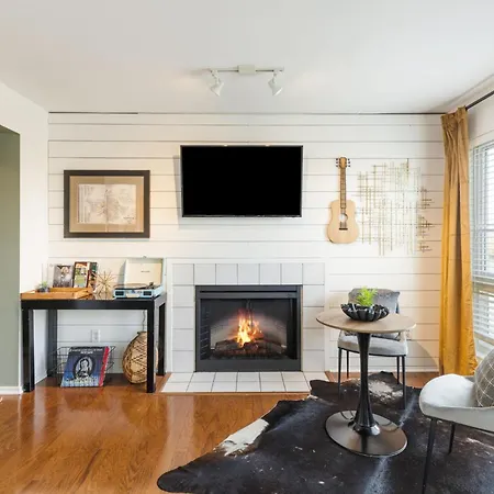 Apartment Downtown Riverfront Unit 790