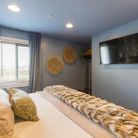 In The Heart Of - Unit794
