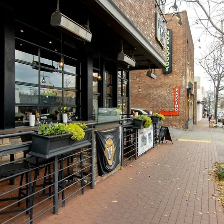 Apartment Walk About Hillsboro Village, 9 Mins To Downtown! Nashville