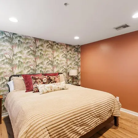 Apartment Downtown Riverfront Unit 780 *