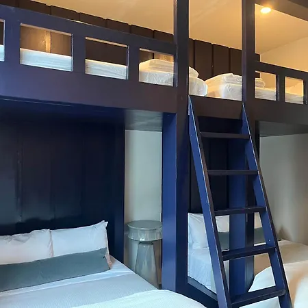 Apartment B 4br By Maddox Nashville