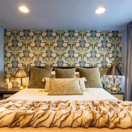 In The Heart Of - Unit794 Apartment *