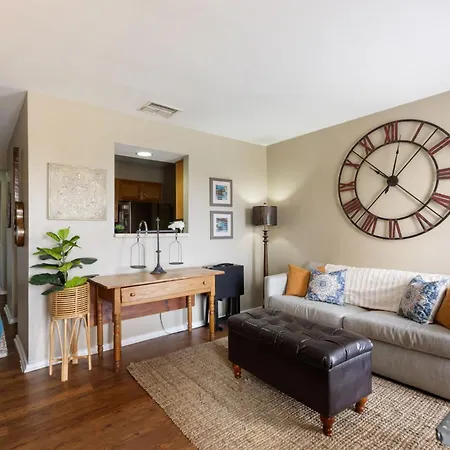 Apartment Riverfront Near Downtown Nashville