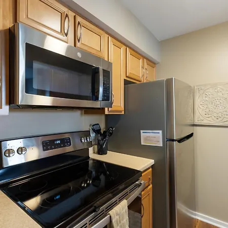 Apartment Riverfront Near Downtown Nashville