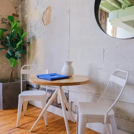 506 Lofts Apartment