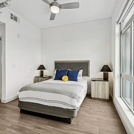 Hotel Sentral Sobro Nashville