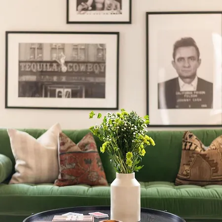Hart Buyout 5 By Avantstay Two Town House Buyout W Modern Amenities In Holiday home Nashville