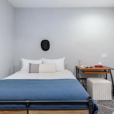 Waverly By Avantstay Nashville-inspired Townhome W Luxury Kitchen Pool Table Apartment Nashville