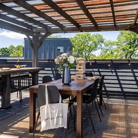 Holiday home Doralee By Avantstay