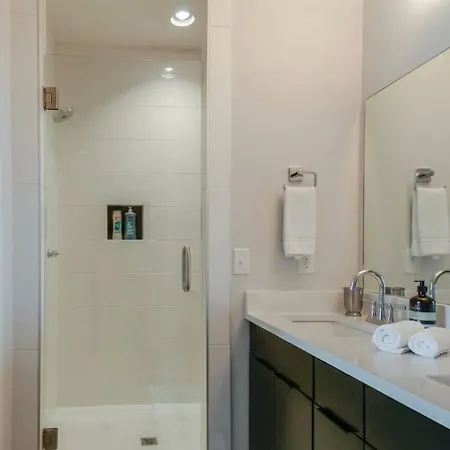 King & Queen 2 Homes - 24 Beds Views Nashville