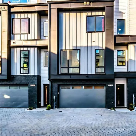 Holiday home New Nash Eras - 15 Beds - Hot Tub On Rooftop Deck Nashville