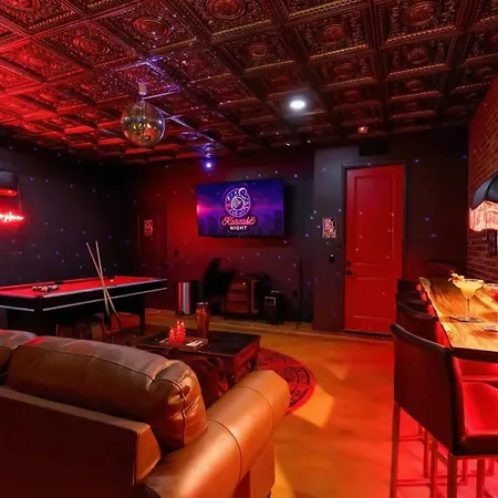 New We Roll Rooftop - Hot Tub With Views - 13 Beds * Nashville