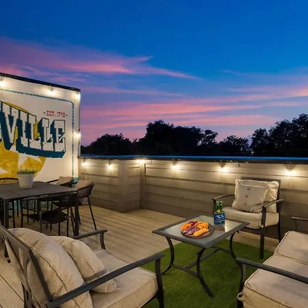 Skyline Soundhouse By Avantstay Holiday home