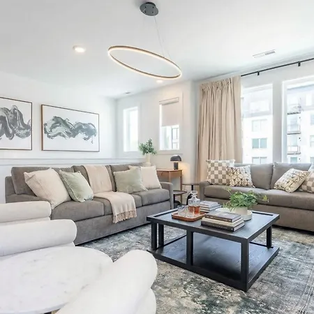 Luxe 4br With Fire Pit Grill And Views Nashville