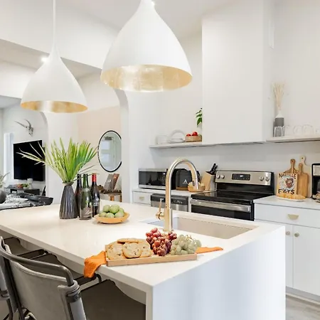 Outrider Buyout - 2 Units By Avantstay Holiday home *