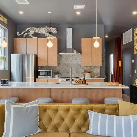 Holiday home The Bloom House By Avantstay