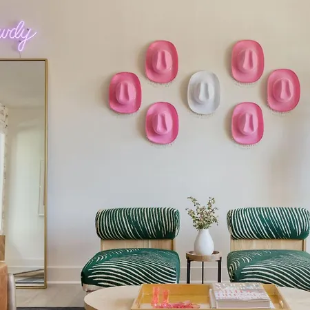 Last Rodeo Buyout - 3 Units By Avantstay