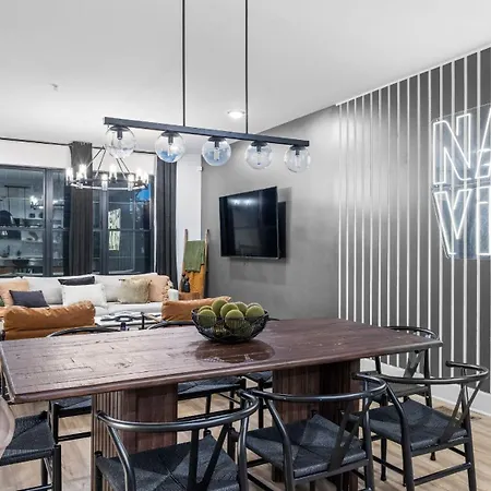Holiday home Skyline Soundhouse By Avantstay *