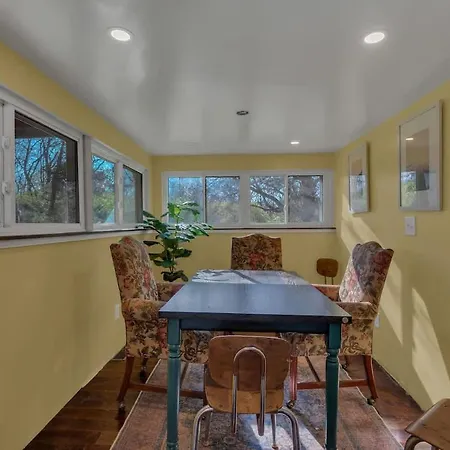 The Whiskey River Holiday home *