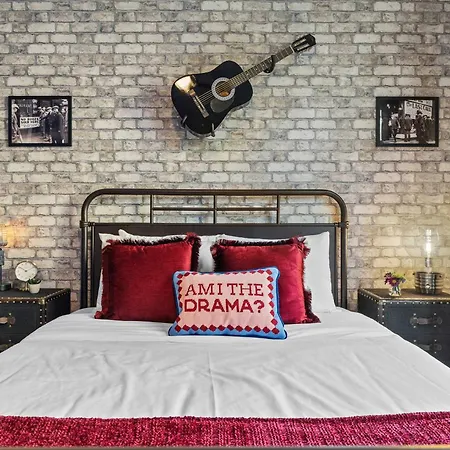 Close To Dt Speakeasy Poker Views Holiday home Nashville