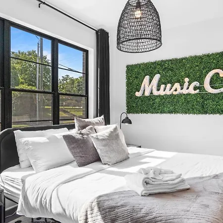 Holiday home Skyline Soundhouse By Avantstay Nashville