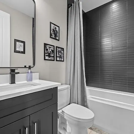 Close To Dt Speakeasy Poker Views Holiday home Nashville