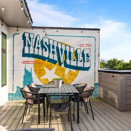 Holiday home Skyline Soundhouse By Avantstay *