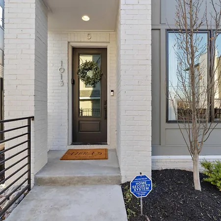 Holiday home Close To Dt Speakeasy Poker Views *
