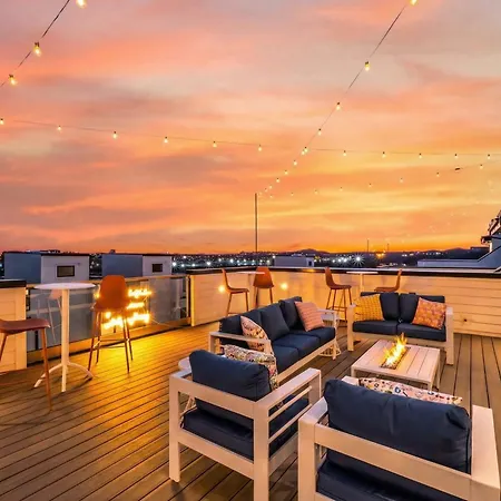 Taylor Swift Inspired Hot Tub Rooftop Deck Views