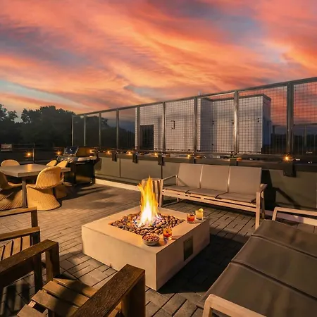 Holiday home Luxe 4br With Fire Pit Grill And Views *